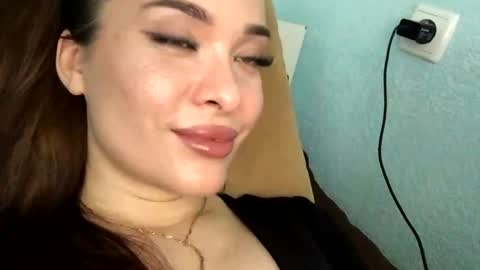Snapshot of magggg658318 chatting on 06-13-26, 03:21 magggg658318 online show from 06-13-26, 03:21