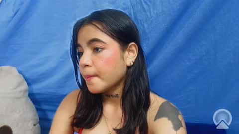 Snapshot of maggie_love77 chatting on 10-21-25, 06:52 maggie online show from 10-21-25, 06:52