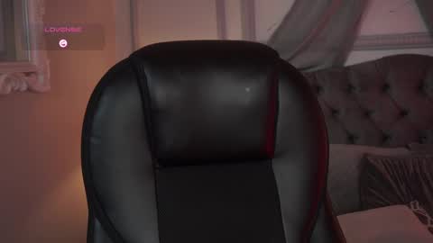 Snapshot of maggietime chatting on 03-02-25, 11:53 online show from 03-02-25, 11:53