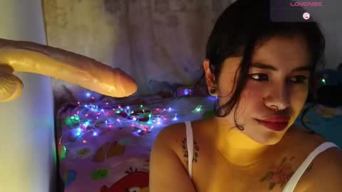 Snapshot of magic_alicee_ chatting on 11-09-25, 03:27 Alice online show from 11-09-25, 03:27