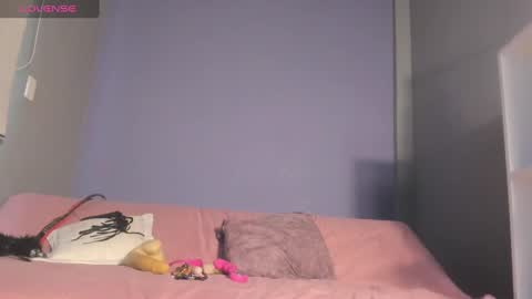 Snapshot of magic_axa_graham chatting on 12-12-24, 08:53 My name is magic axa grahamDont forget to follow me IG online show from 12-12-24, 08:53