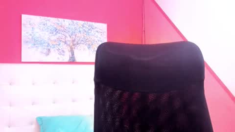 Snapshot of magic_axa_graham chatting on 11-21-25, 08:29 My name is magic axa grahamDont forget to follow me IG online show from 11-21-25, 08:29