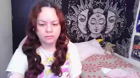 Snapshot of magic_clairewitch chatting on 06-12-26, 12:15 Claire online show from 06-12-26, 12:15