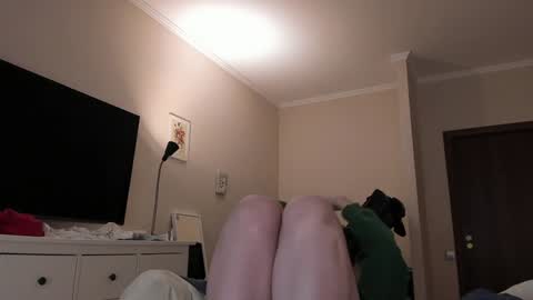 Snapshot of magic_couple13 chatting on 12-25-24, 09:24 Alice online show from 12-25-24, 09:24