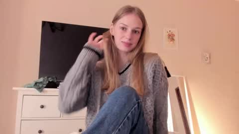 Snapshot of magic_couple13 chatting on 03-03-25, 11:33 Alice online show from 03-03-25, 11:33