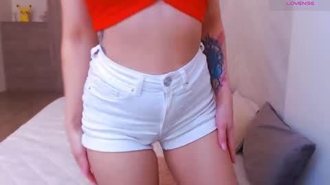 Hypnotizing online show from 04-24-26, 02:36