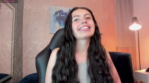 Snapshot of magic_fernanda chatting on 12-06-24, 09:35 Fer online show from 12-06-24, 09:35