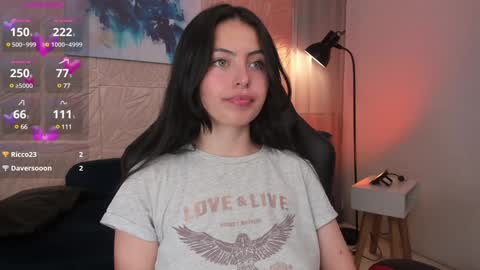 Snapshot of magic_fernanda chatting on 12-10-24, 10:37 Fer online show from 12-10-24, 10:37