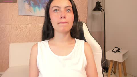 Snapshot of magic_fernanda chatting on 01-21-25, 09:36 Fer online show from 01-21-25, 09:36