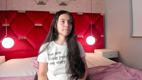 Snapshot of magic_fernanda chatting on 02-05-25, 09:40 Fer online show from 02-05-25, 09:40