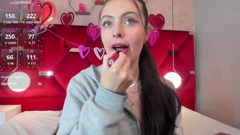 Snapshot of magic_fernanda chatting on 02-13-25, 12:02 Fer online show from 02-13-25, 12:02