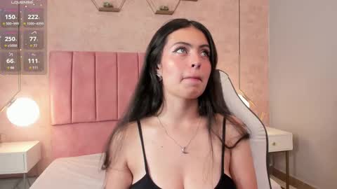 Snapshot of magic_fernanda chatting on 02-26-25, 09:27 Fer online show from 02-26-25, 09:27