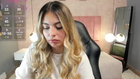 Snapshot of magic_fernanda chatting on 10-17-25, 07:27 Fer online show from 10-17-25, 07:27