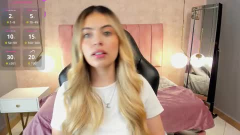 Snapshot of magic_fernanda chatting on 10-18-25, 08:42 Fer online show from 10-18-25, 08:42