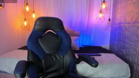 Kaori  online show from 10-20-25, 12:49