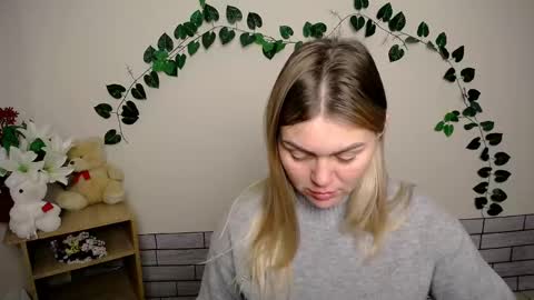 Snapshot of magic_katarina_ chatting on 12-13-24, 06:00 magic_katarina_ online show from 12-13-24, 06:00