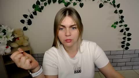 Snapshot of magic_katarina_ chatting on 12-26-24, 09:44 magic_katarina_ online show from 12-26-24, 09:44