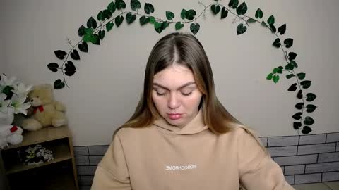 Snapshot of magic_katarina_ chatting on 01-20-25, 06:31 magic_katarina_ online show from 01-20-25, 06:31