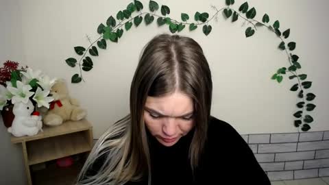 Snapshot of magic_katarina_ chatting on 10-14-25, 06:47 magic_katarina_ online show from 10-14-25, 06:47