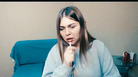 Snapshot of magic_katarina_ chatting on 10-27-25, 11:36 magic_katarina_ online show from 10-27-25, 11:36