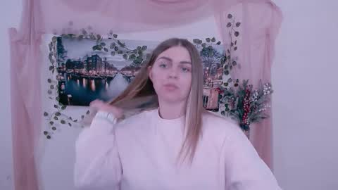 Snapshot of magic_katarina_ chatting on 11-24-25, 10:37 magic_katarina_ online show from 11-24-25, 10:37