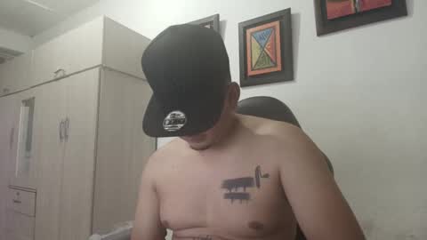 magic_milk23 online show from 09-20-25, 03:18