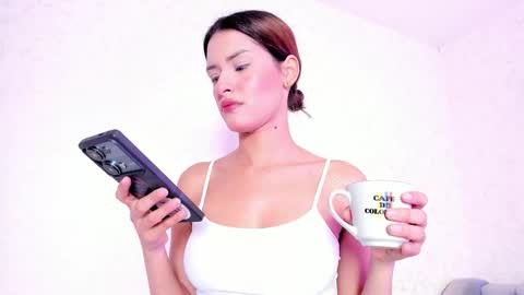 Snapshot of magic_rouse chatting on 11-21-25, 09:02 M Rss online show from 11-21-25, 09:02