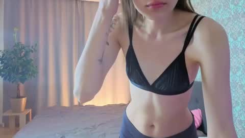 Merry online show from 04-25-26, 01:41