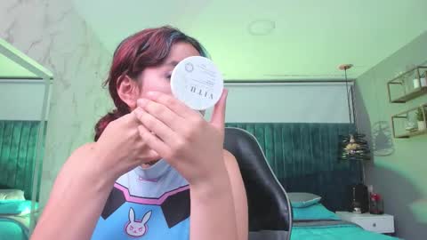 Snapshot of magic_sofii chatting on 10-13-25, 07:36 S  online show from 10-13-25, 07:36