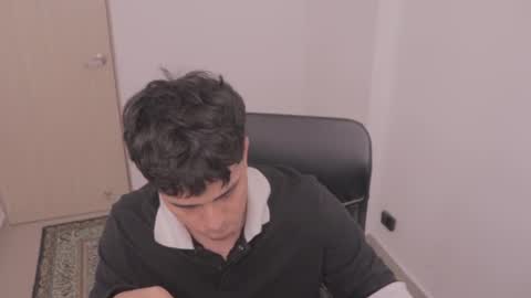 Tony Hoffa online show from 10-05-25, 05:22