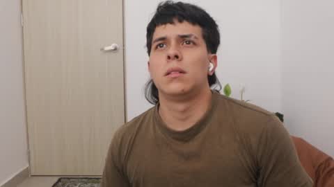 Snapshot of magic_tony chatting on 05-21-26, 06:37 Tony Hoffa online show from 05-21-26, 06:37
