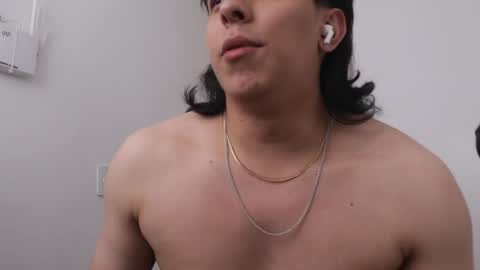 Snapshot of magic_tony chatting on 05-26-26, 05:09 Tony Hoffa online show from 05-26-26, 05:09