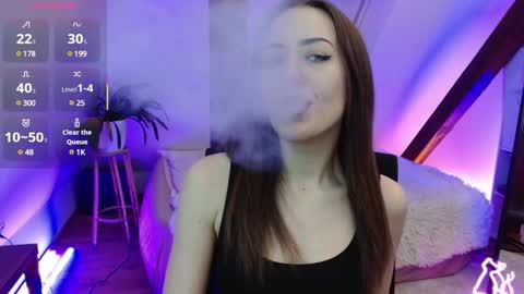 Zooey online show from 03-10-25, 12:59