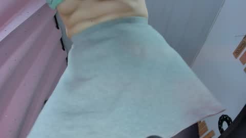 Snapshot of magical_orgasm chatting on 04-10-26, 01:11 Lorelei online show from 04-10-26, 01:11