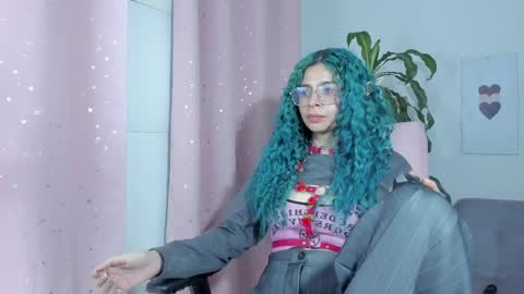 Snapshot of magical_orgasm chatting on 04-12-26, 02:05 Lorelei online show from 04-12-26, 02:05