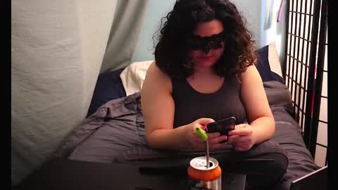 magicalgirlfrieren online show from 10-30-25, 04:41