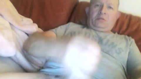 magicman250 online show from 10-25-25, 04:31