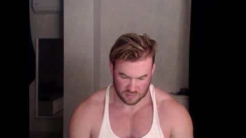 magicmax2017 online show from 12-18-24, 04:20