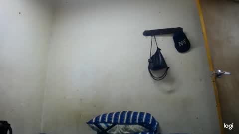 Snapshot of magico_9809 chatting on 03-15-26, 01:33 BRAYAN online show from 03-15-26, 01:33