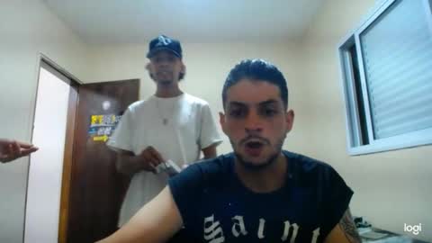Snapshot of magico_9809 chatting on 03-31-26, 11:27 BRAYAN online show from 03-31-26, 11:27