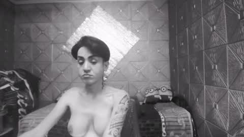 Snapshot of magicsaya chatting on 12-21-24, 07:13 TsKaycee online show from 12-21-24, 07:13