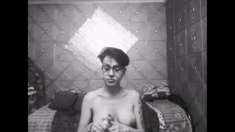 Snapshot of magicsaya chatting on 01-11-25, 03:20 TsKaycee online show from 01-11-25, 03:20