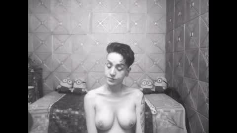 Snapshot of magicsaya chatting on 02-07-25, 01:04 TsKaycee online show from 02-07-25, 01:04