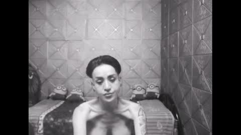 Snapshot of magicsaya chatting on 03-05-25, 12:33 TsKaycee online show from 03-05-25, 12:33