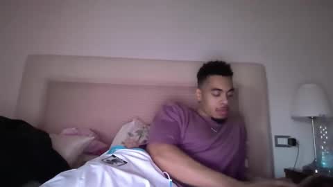 Snapshot of magicsempai chatting on 01-15-25, 03:18 Magicsempai online show from 01-15-25, 03:18