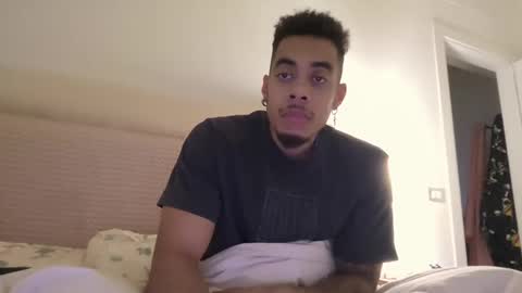 Snapshot of magicsempai chatting on 01-20-25, 03:28 Magicsempai online show from 01-20-25, 03:28