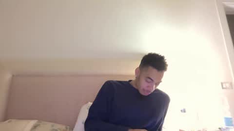 Snapshot of magicsempai chatting on 01-22-25, 03:18 Magicsempai online show from 01-22-25, 03:18