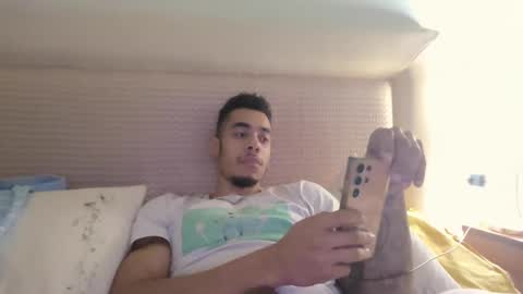 Snapshot of magicsempai chatting on 03-12-25, 03:40 Magicsempai online show from 03-12-25, 03:40