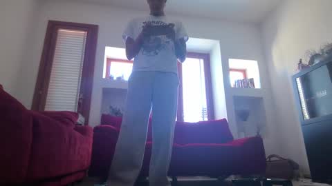 Snapshot of magicsempai chatting on 10-07-25, 10:23 Magicsempai online show from 10-07-25, 10:23