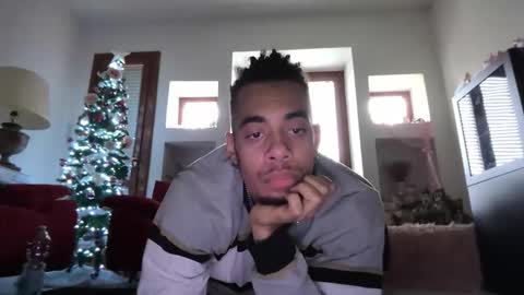 Snapshot of magicsempai chatting on 12-16-25, 11:48 Magicsempai online show from 12-16-25, 11:48